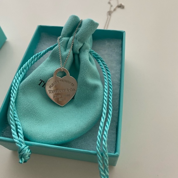 Jewelry - Tiffany and Co medium Heart Tag Pendant Necklace